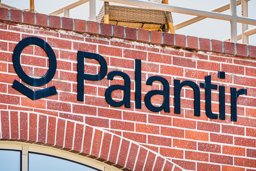 Here’s why Palantir stock price is cheap and could surge 35%