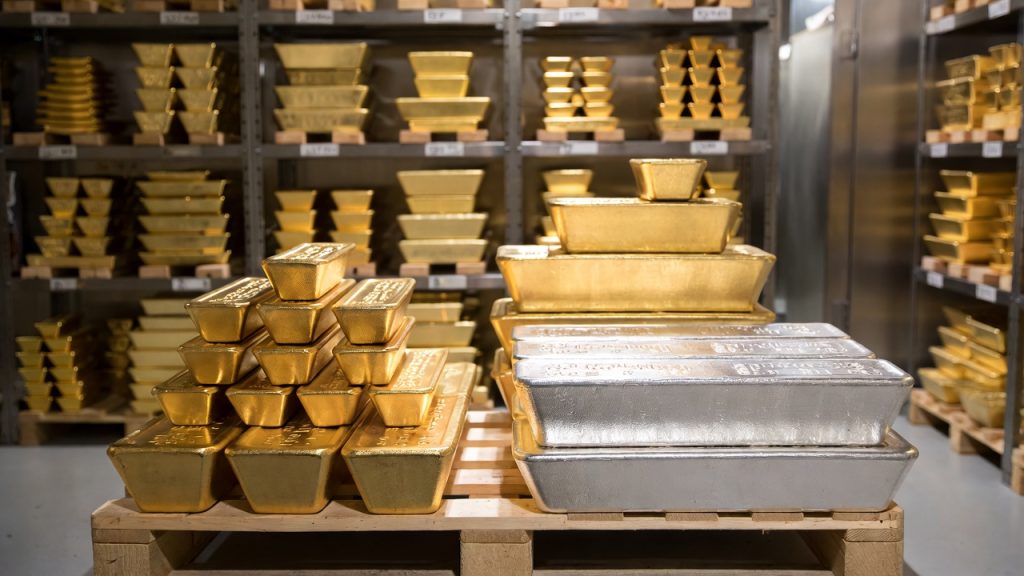 Analysis: gold rebounds over 6%, silver 14% as correction paves way for buying opportunity