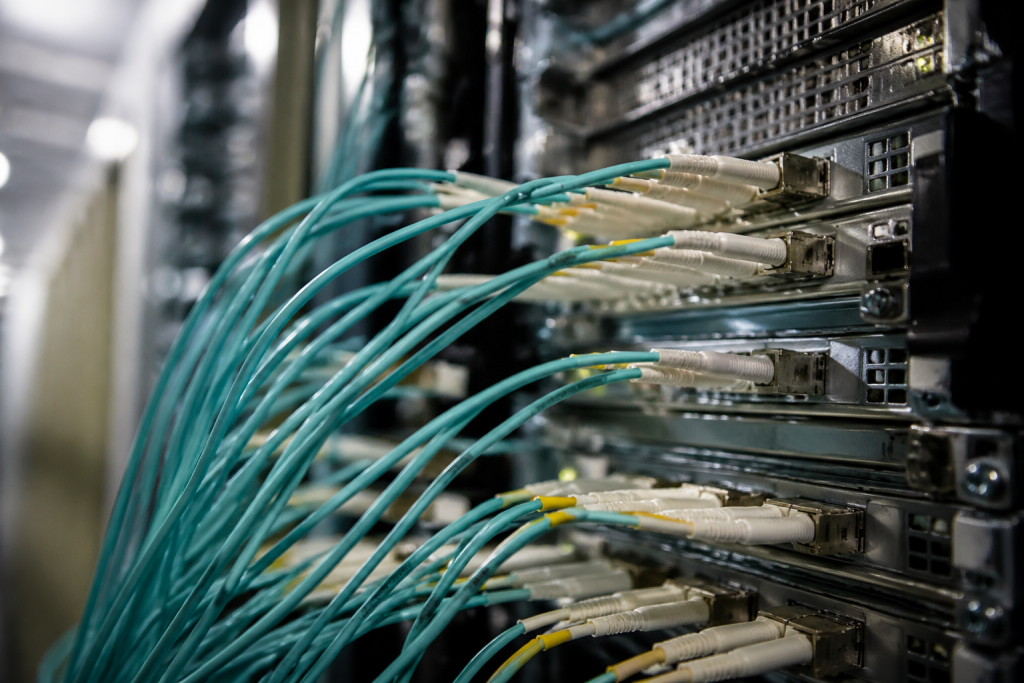 Corning stock falls as Q2 revenue forecast misses Street estimates