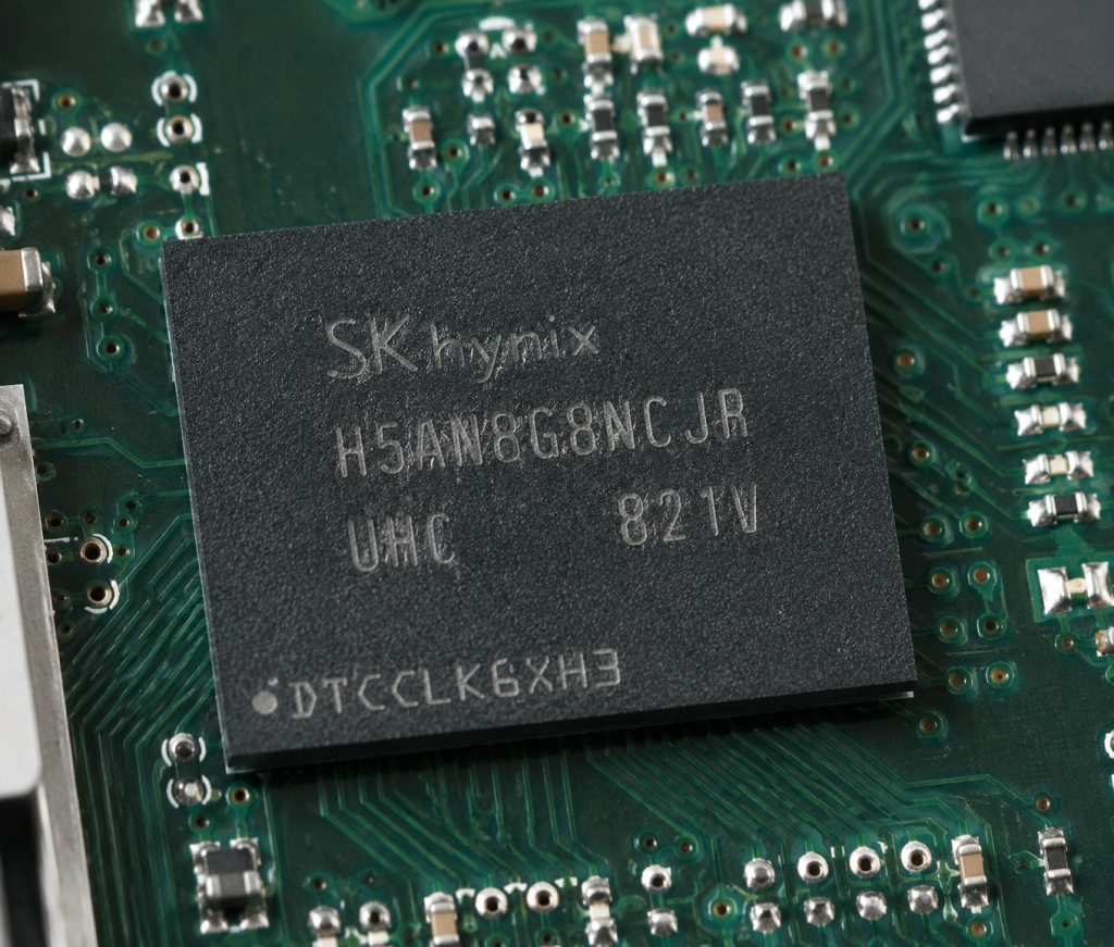 SK Hynix to raise $29.4B in US listing: How it may impact the AI memory chip trade